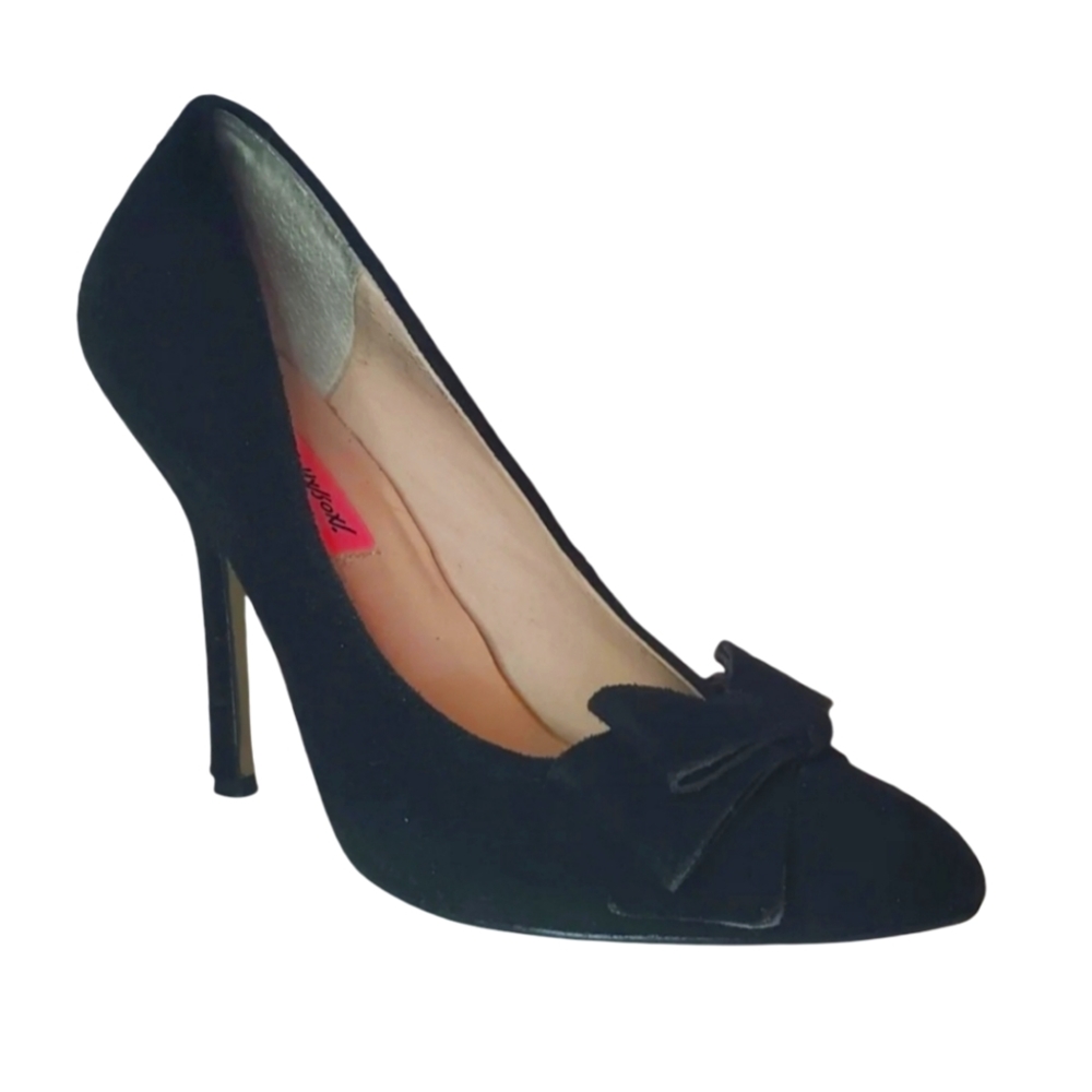 Betsy Johnson Black Reload Bow Pointed Toe Pumps Size 6